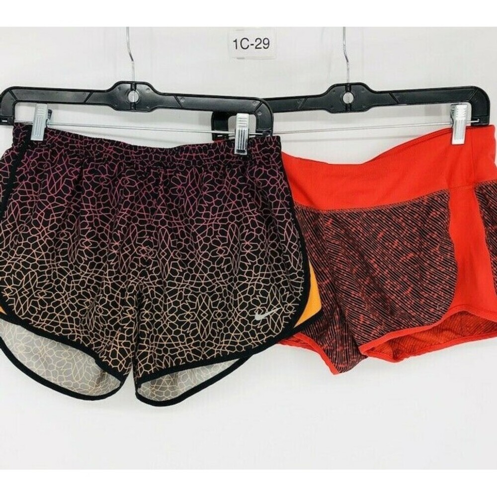 Nike Pack of Two Women's Multicolor Dri-Fit Pullover Activewear Shorts Size M